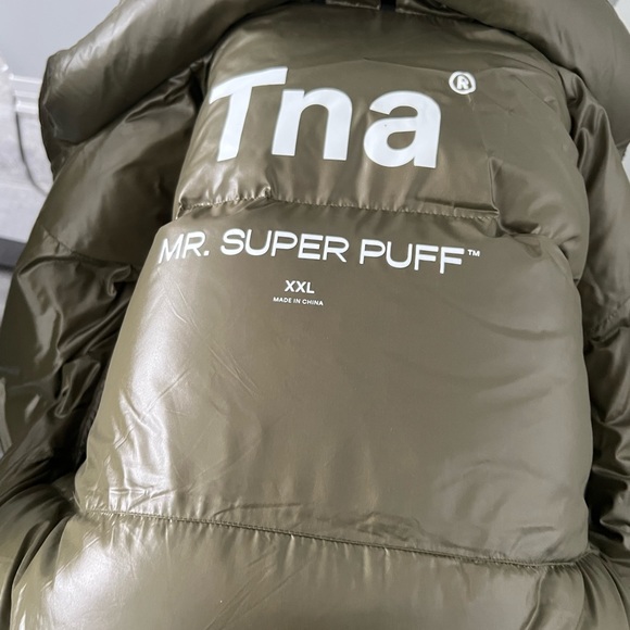 Aritzia Super Puff Mens Jacket - Picture 4 of 7